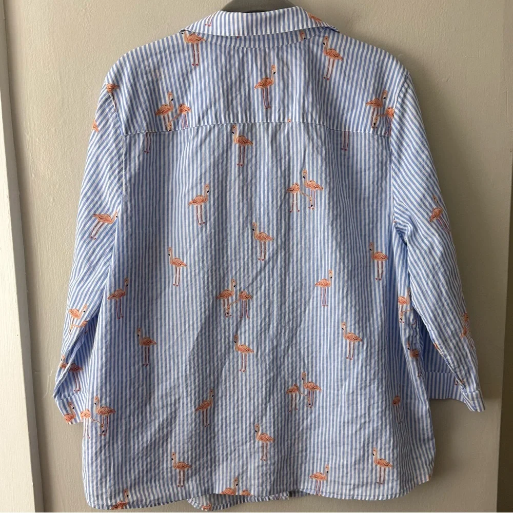 Chico’s Flamingo Stripe Button Down Shirt Size 2 L Blue White Cotton Tropical - Picture 3 of 7